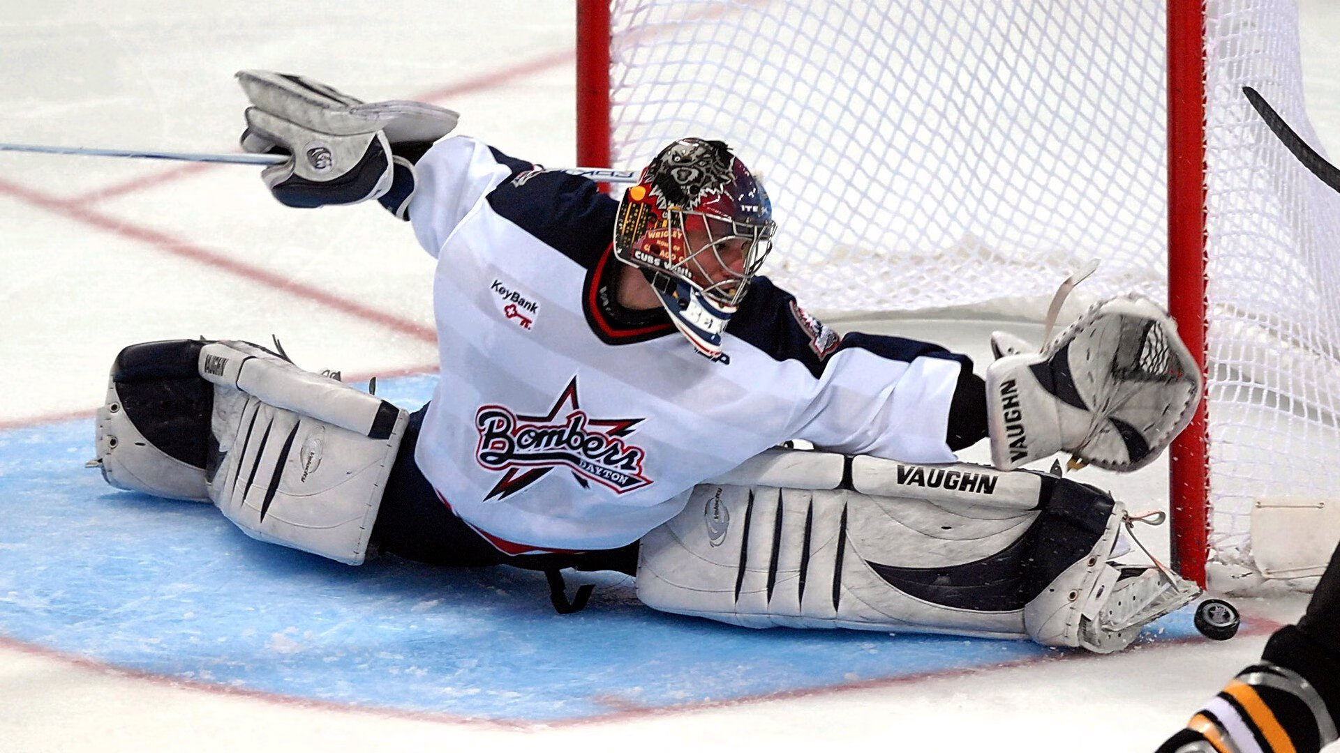 “高原极速：雪山巅峰的生命竞速”，雪山高地