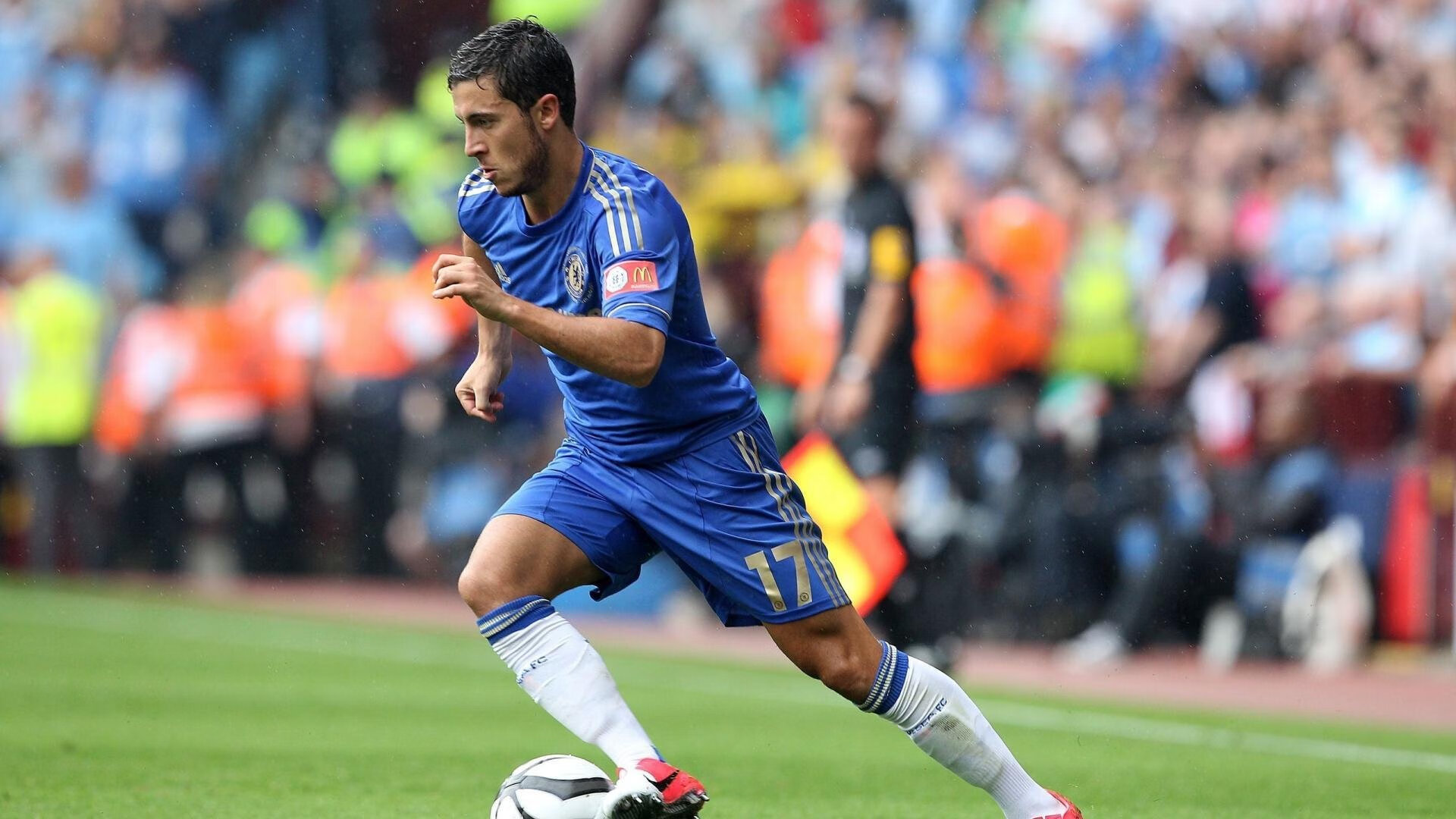 德甲积分榜:拜仁领跑多特紧Follow,争夺激烈,德甲 积分